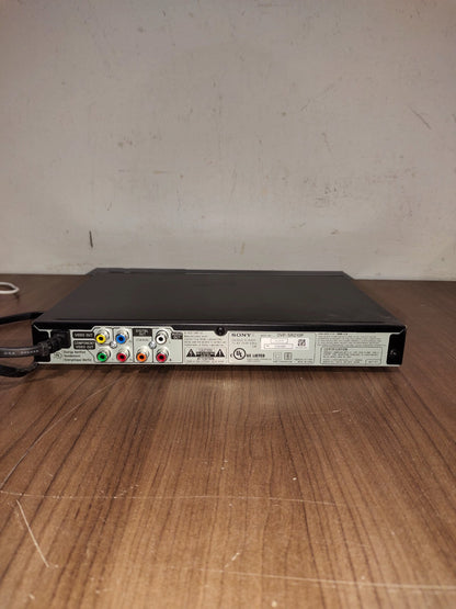 Sony Progressive Scan CD and DVD Player - DVP-SR210P