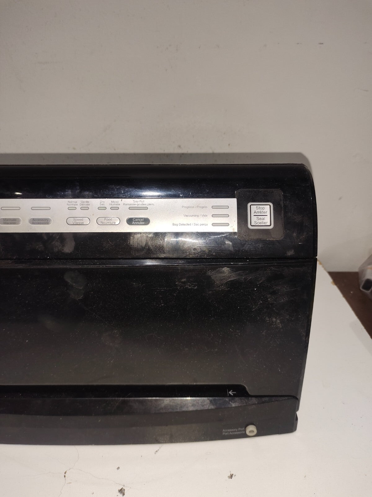 FoodSaver V3460 Space Saving Easy to Use Vacuum Sealer Automatic Sealing