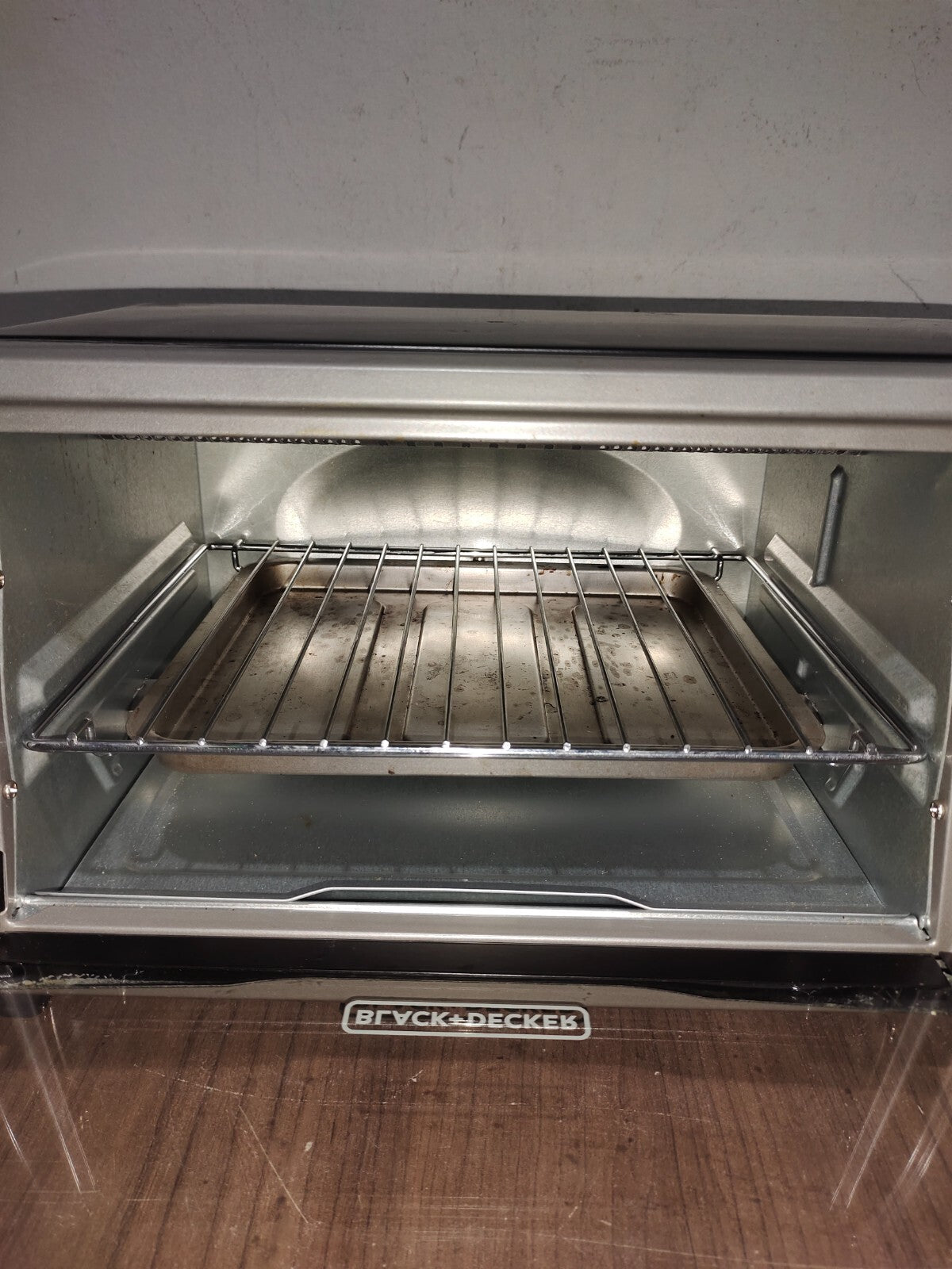 BLACK+DECKER TO1313SBD 4-Slice Toaster Oven - STAINLESS STEEL