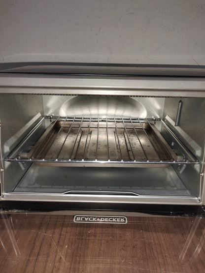 BLACK+DECKER TO1313SBD 4-Slice Toaster Oven - STAINLESS STEEL