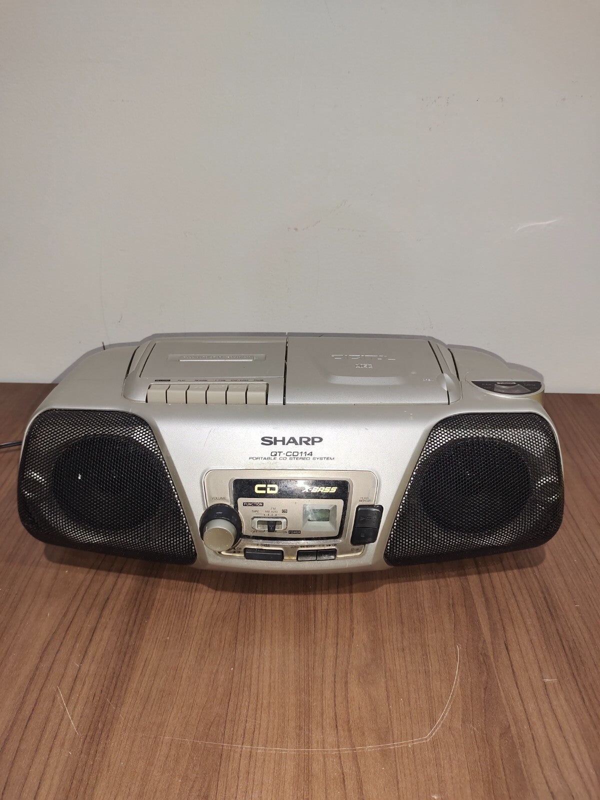 Sharp QT-CD114 Portable CD Stereo System Boombox 1
