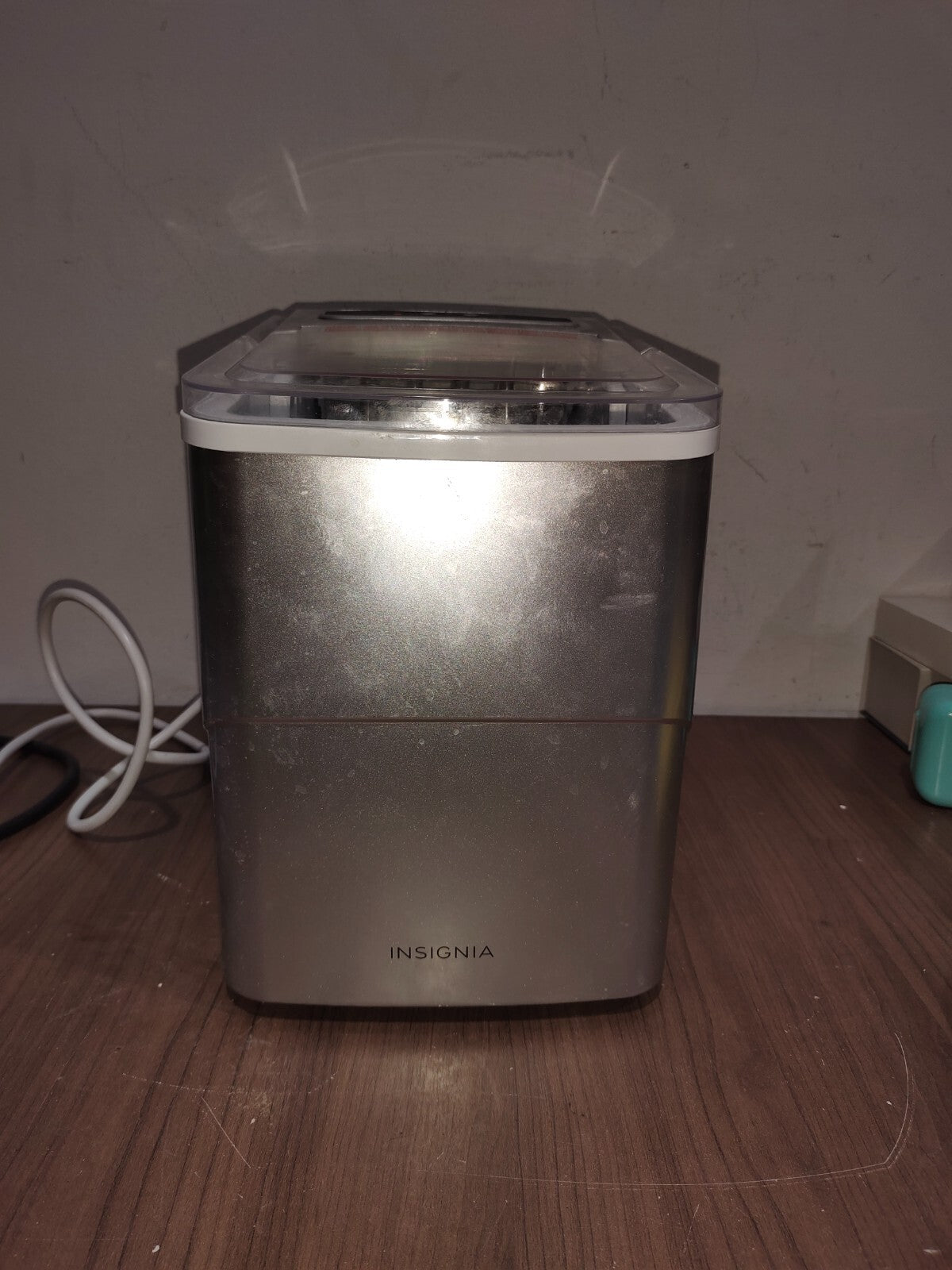 Insignia NS-IMP26SL0 Portable Ice Maker Bullet Nugget Large Small Countertop