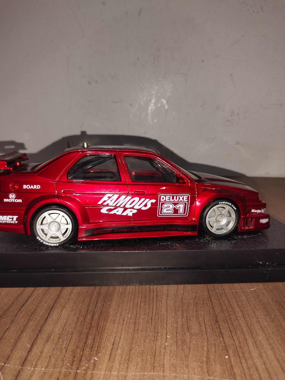 Alfa Romeo 155 V6 TI 1:43 Scale Model Famous Car