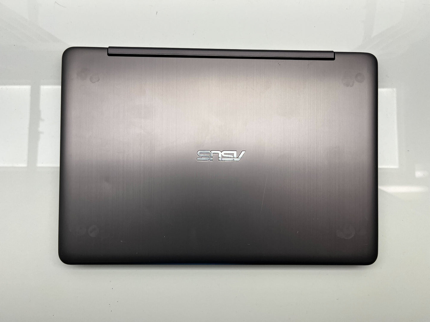 ASUS VivoBook Flip TP201S Celeron N3060 @ 1.60 GHz 4GB RAM 128GB SSD Windows 10