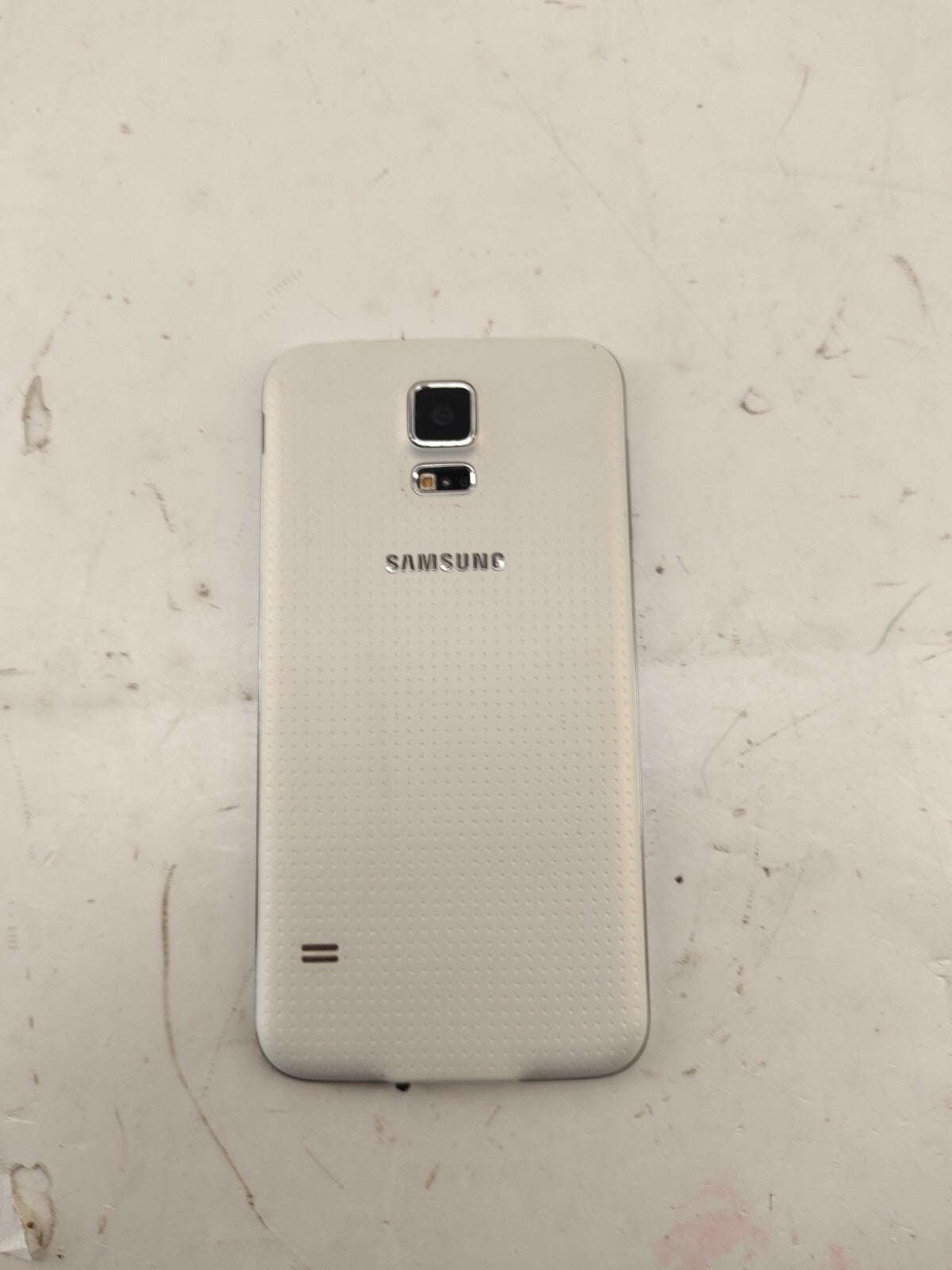 Samsung Galaxy S5 16GB White SM-G900T Fully Functional