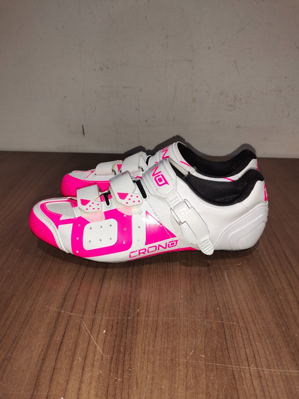 Crono Nylon Cycling Shoes - Neon Pink - Size - 41 (EUR)