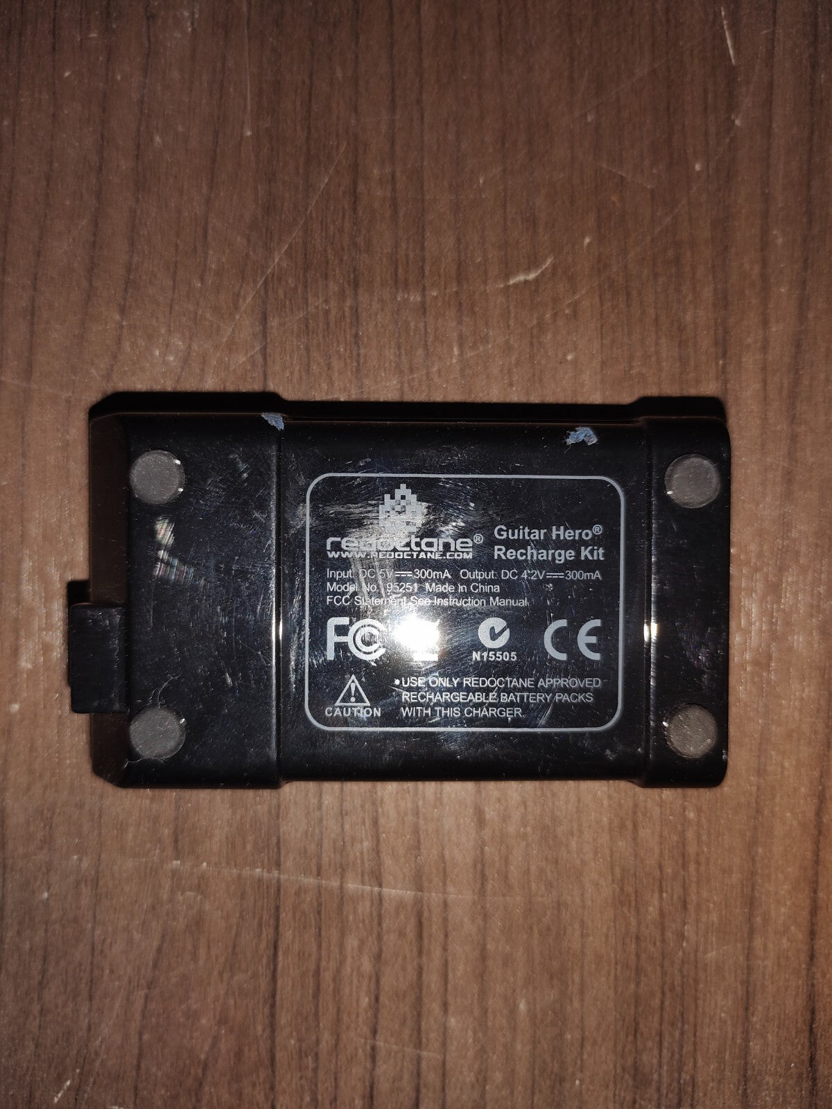 Guitar Hero Redoctane Wireless Recharge Kit W/ BATTERY - 95251 PS2