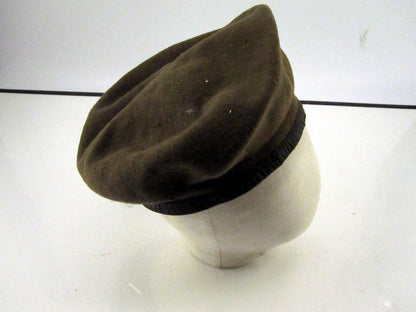 Green WW2 Era Beret - Vintage Military Style Headgear