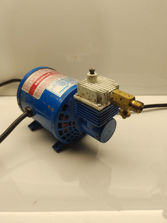 WR Brown Speedy PC201 Compressor