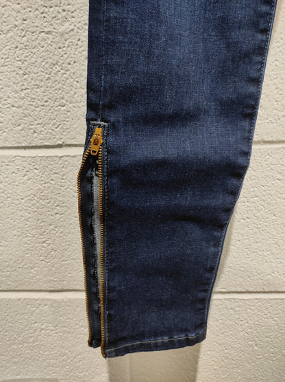 7 For All Mankind - Dark Wash Zip Bottom Gwenevere Jeans, Women Size 30 NWT