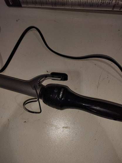 Revlon Perfect Heat Long Lasting Medium Curls Ceramic Curling Iron - RV051F