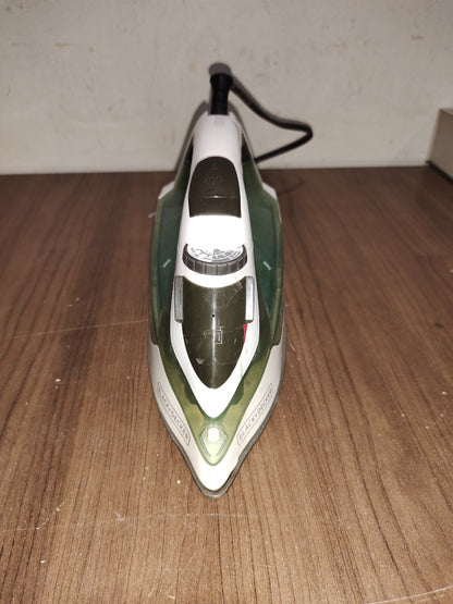 Black + Decker Steam Iron - IR350V