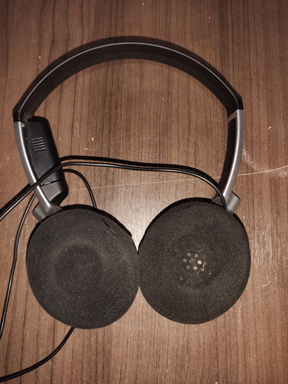 Sony MDR-NC6 Noise Cancelling Headphones Over-Ear Silver & Black