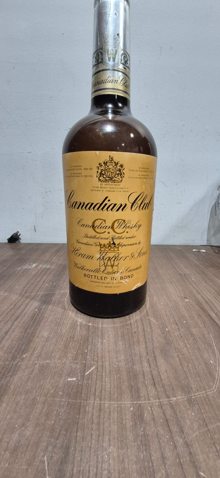 VTG 1966 Canadian Club Whisky Large 19” Glass Dummy Bottle Store Display Amber