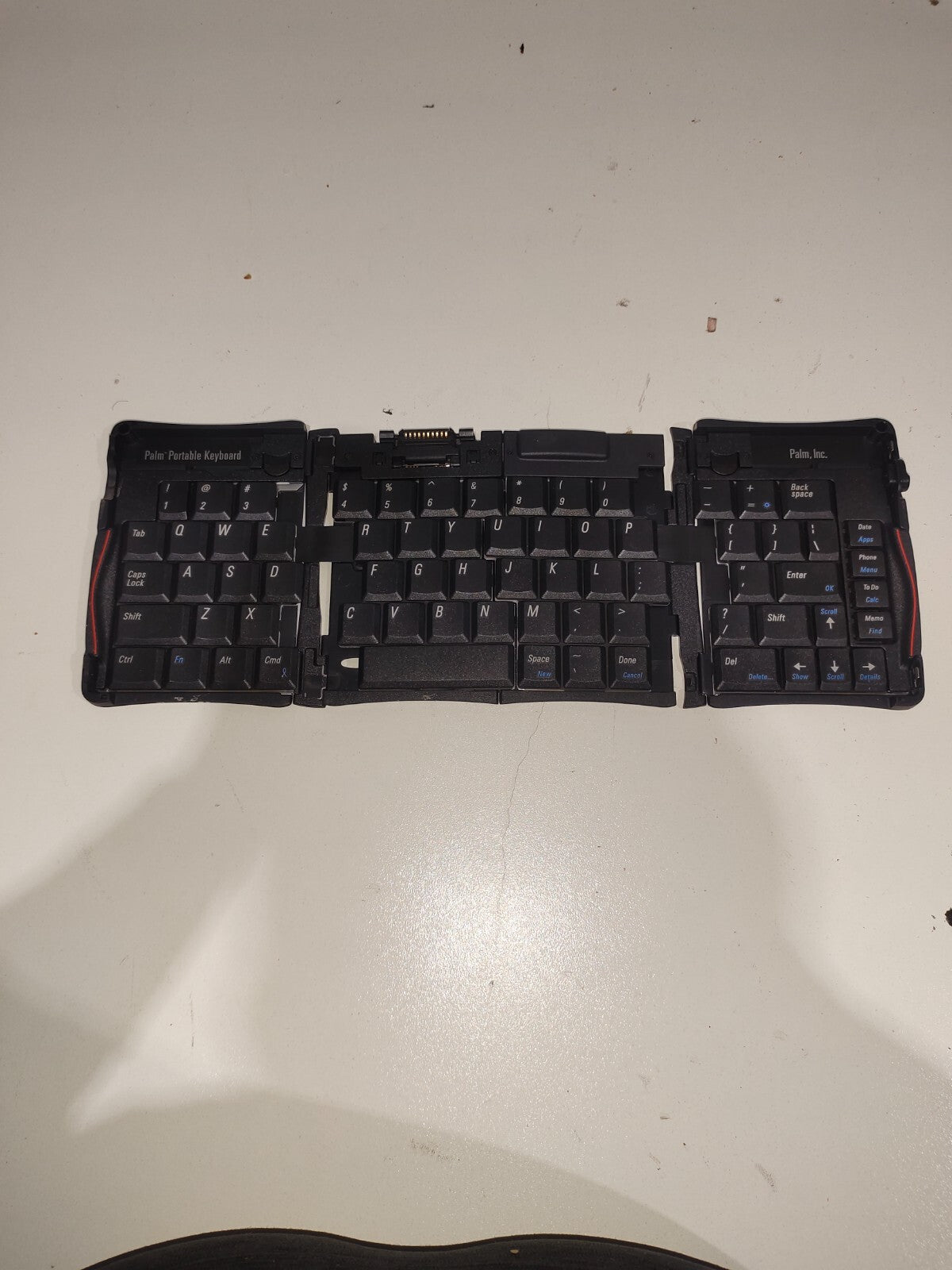 Palm Pilot Portable Keyboard Vintage Folding Keypad  with case - P10713U