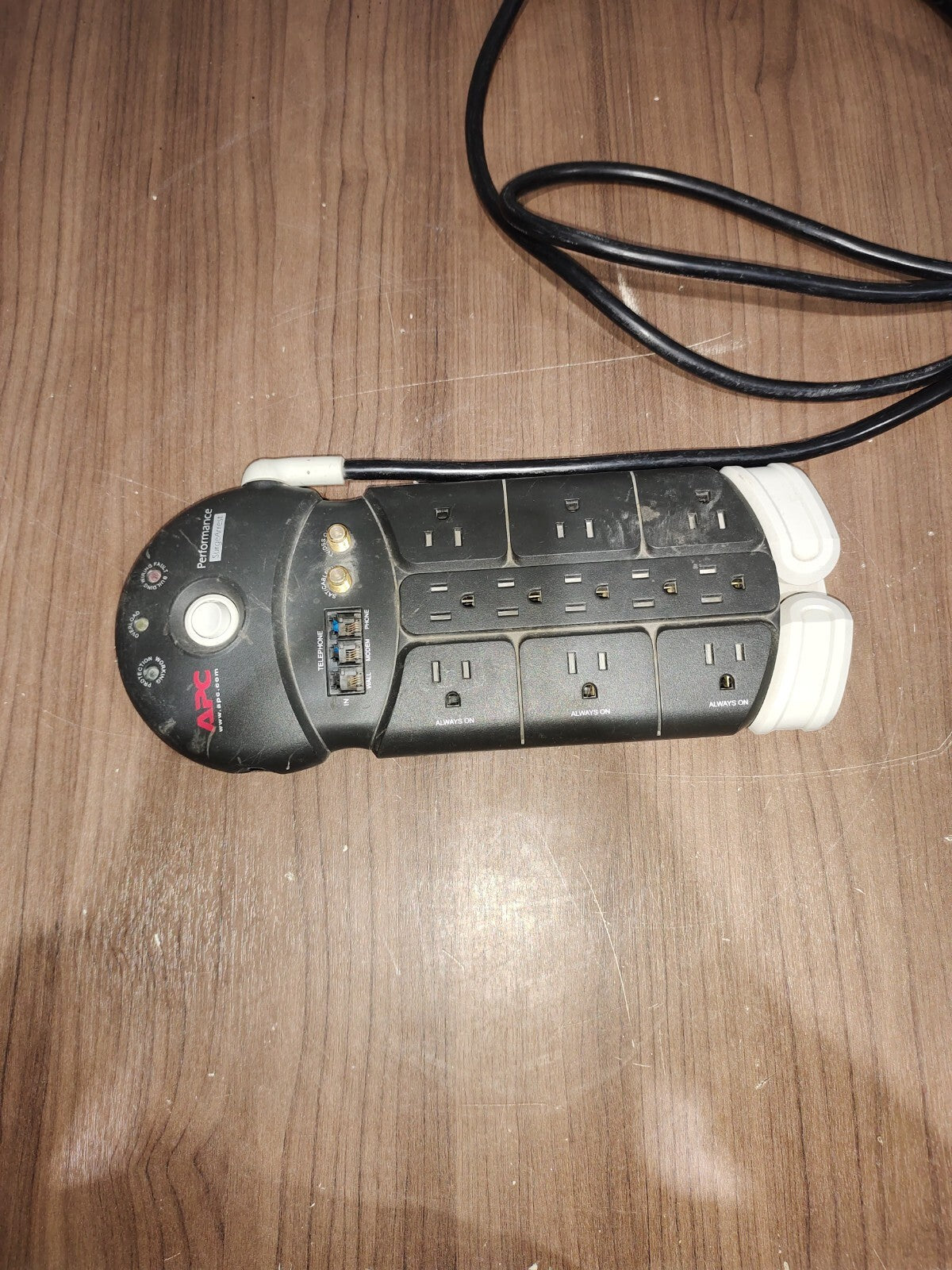 APC Performance Surge Arrest Protector 11 Outlets Phone Coax TV Cable 10 Ft Cord