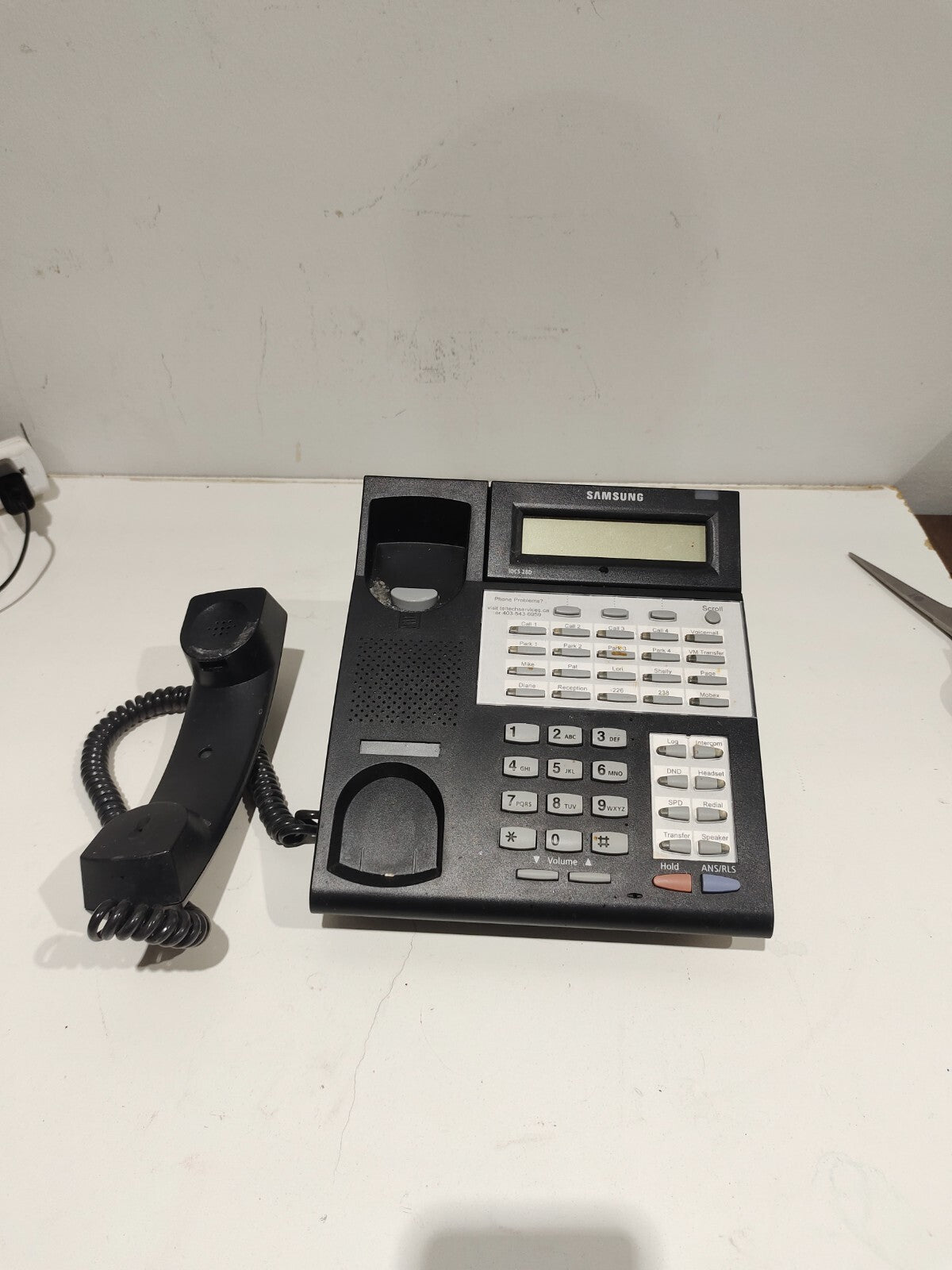 Samsung Phone IDCS 28D with Stand - LCD Black