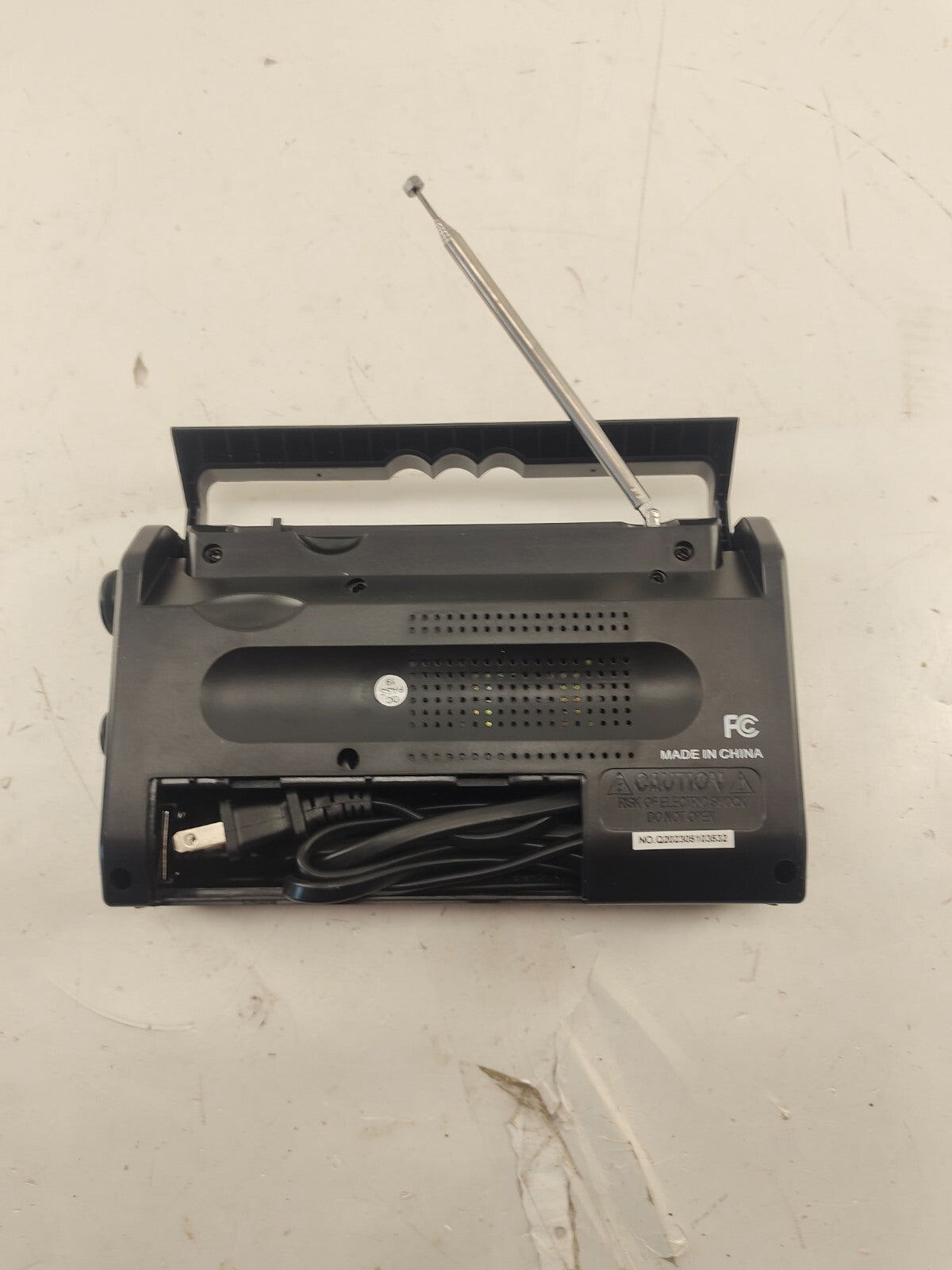 AM/FM/SW1-2 Band Radio Receiver by Digital Sunflash ( RD-4 )