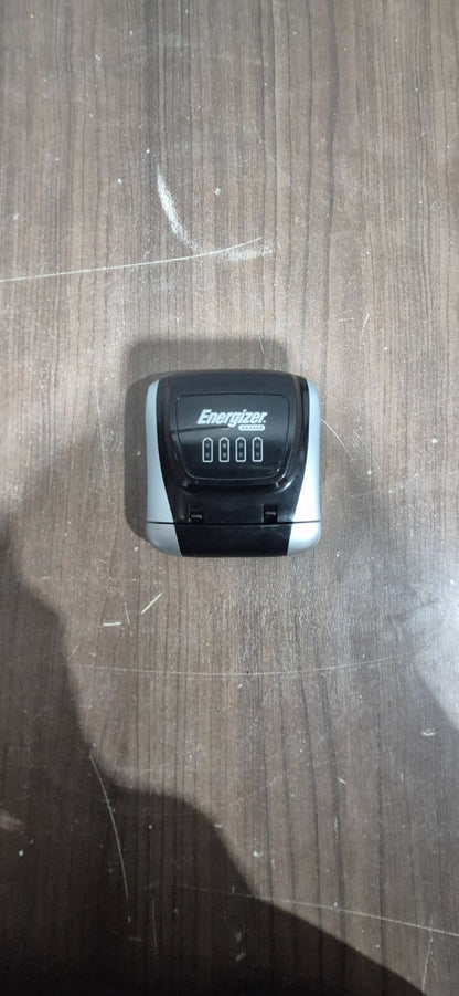 Energizer Wall Battery Charger for AA or AAA - Model - CHDC7 NiMH - 2