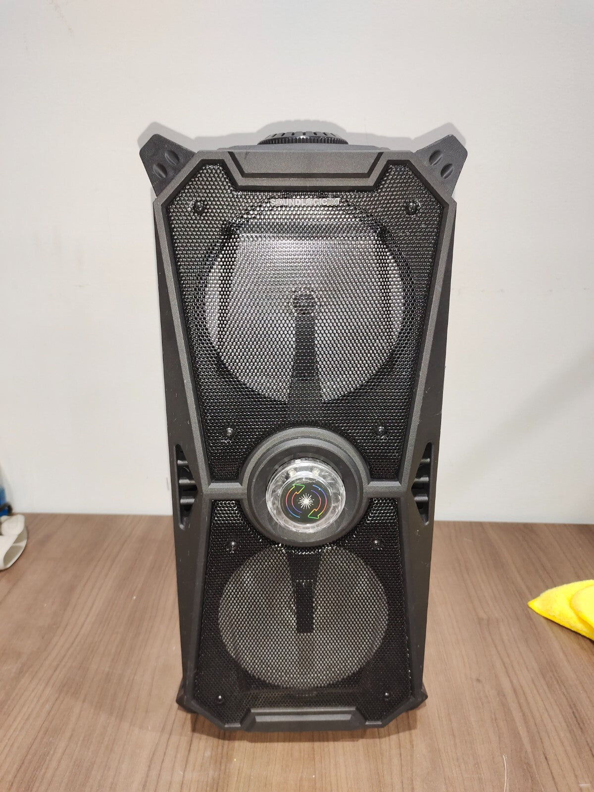 SoundLogic XT Power House Party Rocker Karaoke BT Speaker