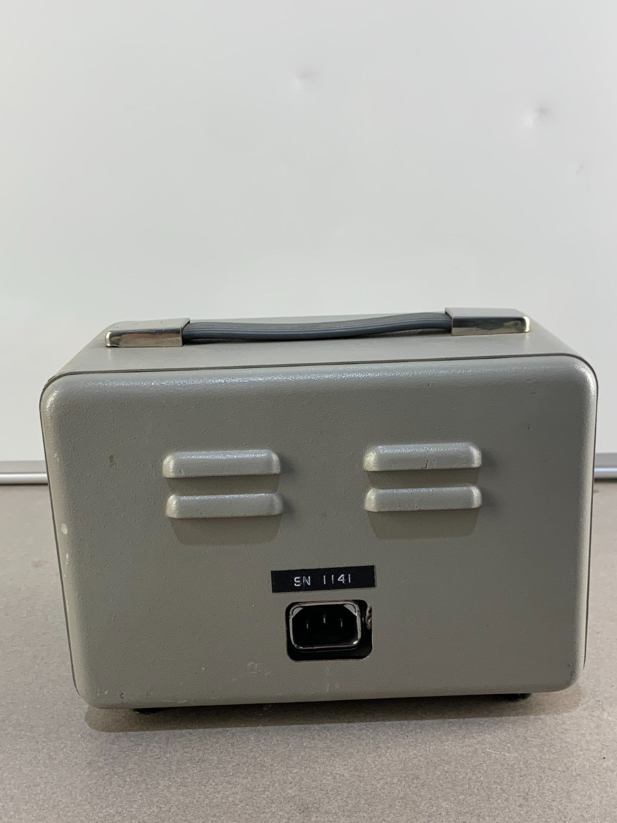 Vintage ATLAS-ECHOTEST Depth Sounder / Frequency Meter