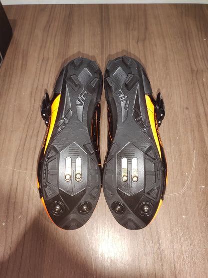 Crono CX-3 17 Mountain Bike Gravel BMX Shoes - Black Orange - Size - 40 (EUR)