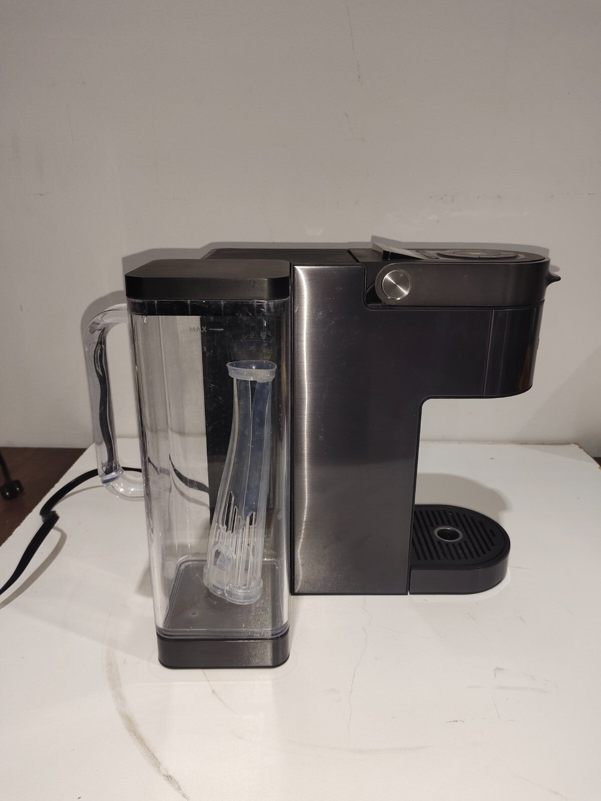 Keurig K-Supreme Plus Single Smart Coffee Maker Model K29 4 to 12oz cups