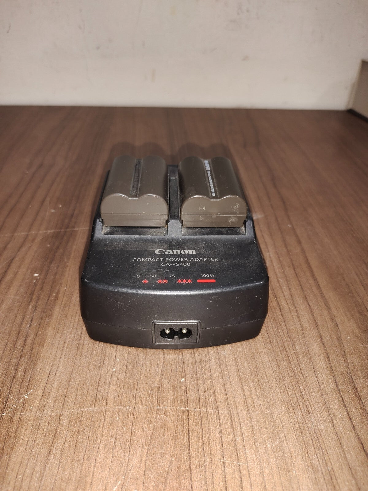CANON COMPACT POWER ADAPTER CA-PS400 Dual Battery Charger with 2 Battries