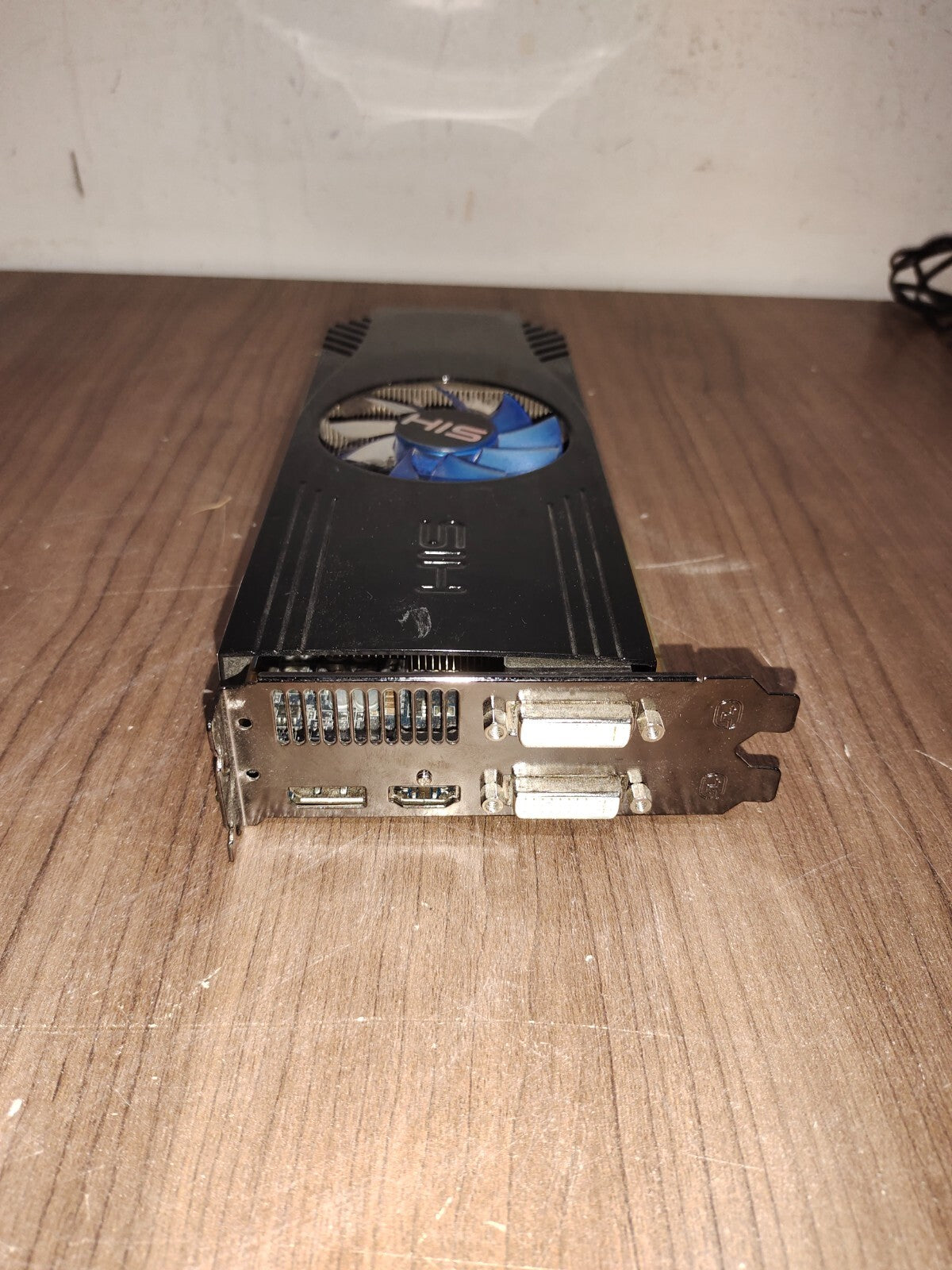 HIS ATI Radeon HD5830 1GB GDDR5 Dual DVI DisplayPort HDMI Video Card SN3-21F-A
