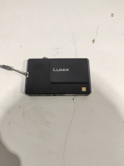 Panasonic LUMIX DMC-FP3 14.1MP Digital Camera Black - Untested