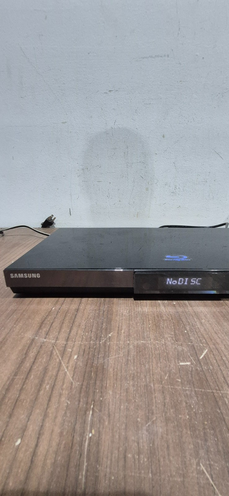 Samsung 1080p Full HD Blu-Ray Disc Player - Model - BD-C6500