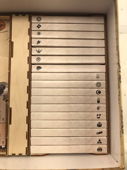 Gloomhaven Feuerland Strategy Board game Fantasy