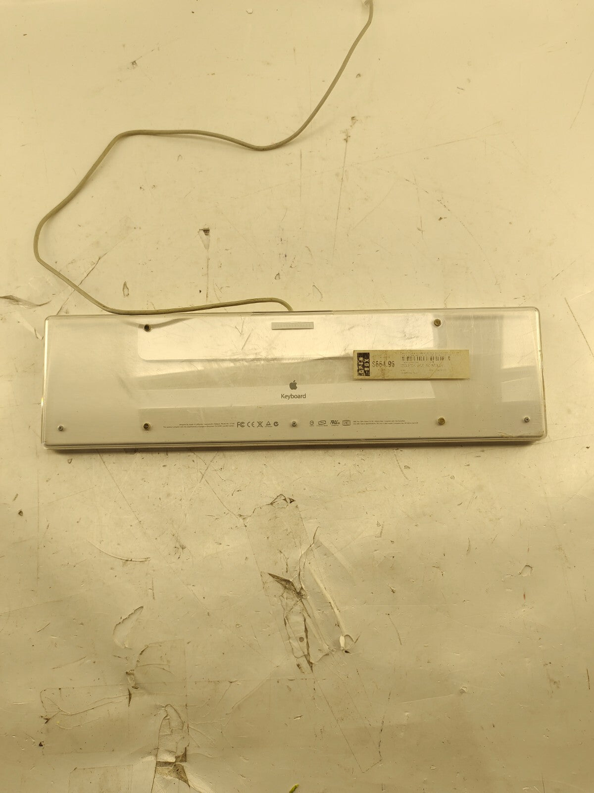 Genuine Apple A1048 English wired full size USB keyboard