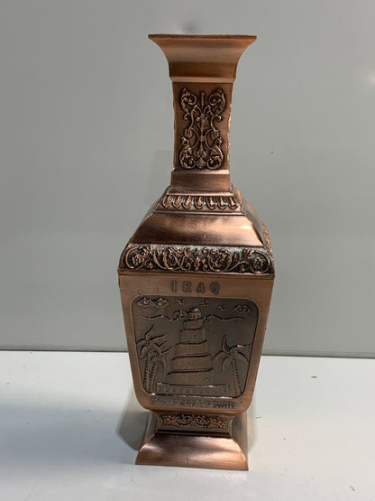 Beautiful vase Made in Iraq