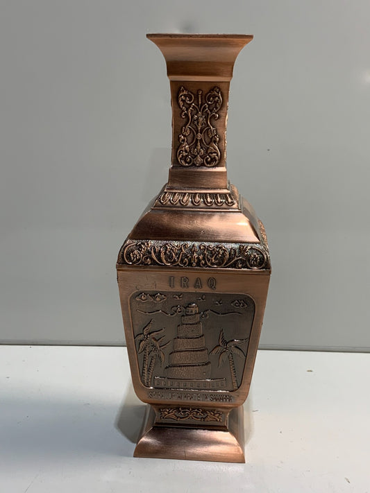 Beautiful vase Made in Iraq