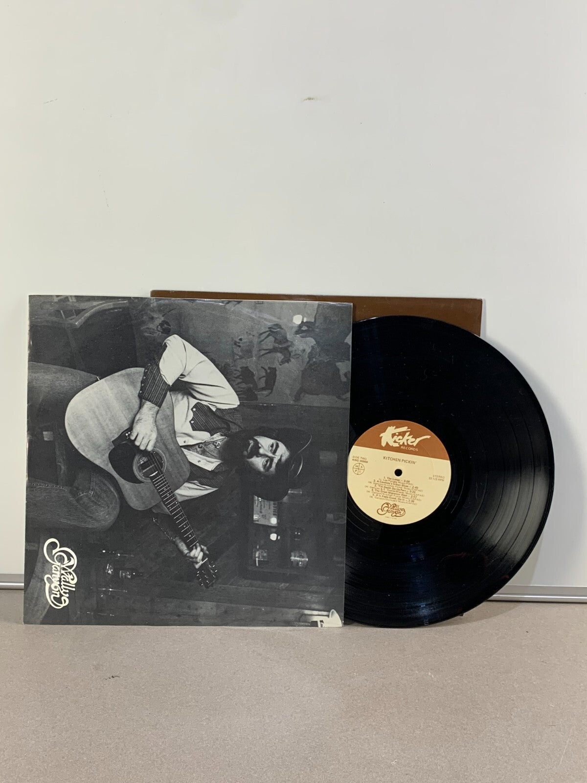 Wally Ganyon – Kitchen Pickin’ – Rare Canadian Country Folk – LP
