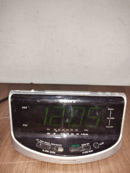 Sony Dream Machine ICF-C492 AM/FM Alarm Clock Radio