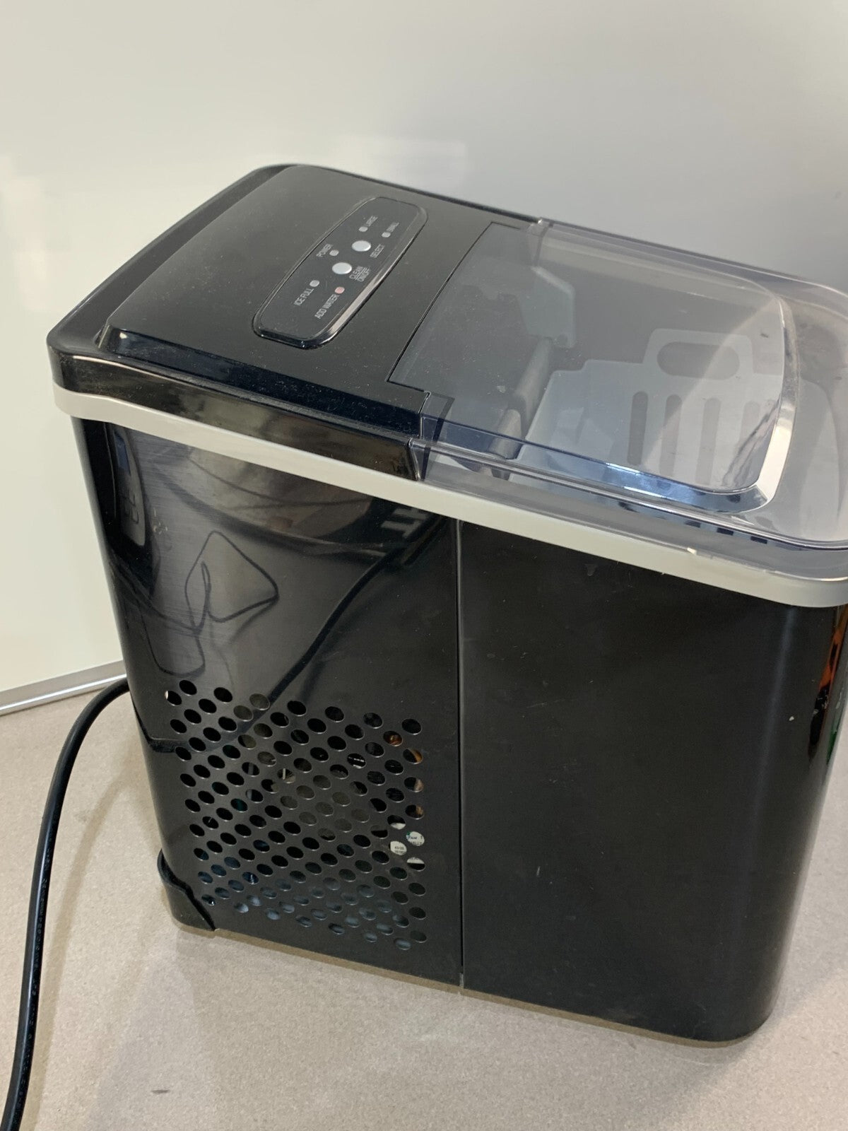 Frigidaire Self-Cleaning Ice Maker, Stainless Steel, Black