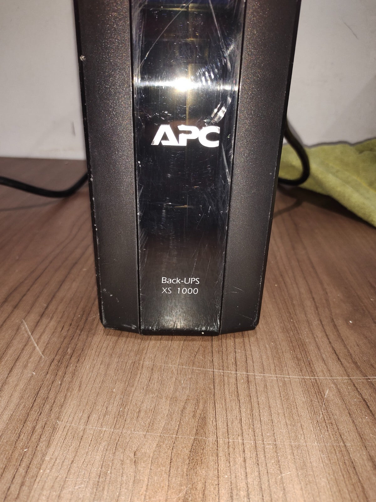 APC Back-UPS XS 1000 Uninterruptable Power Supply