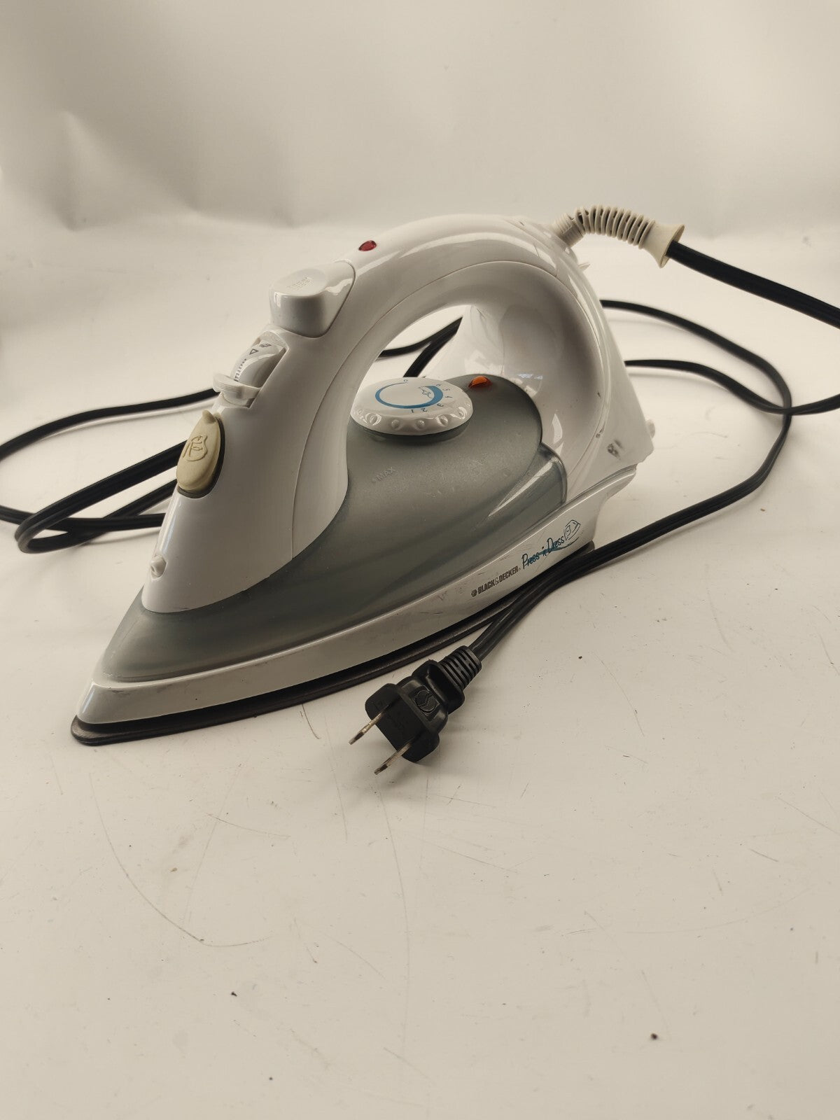 Black+Decker, Easy Steam Compact Iron, IR02V-T