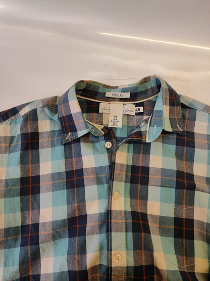 H&M L.O.G.G Shirt M Medium Blue Button-Up Regular Fit Plaid Short Sleeves Mens