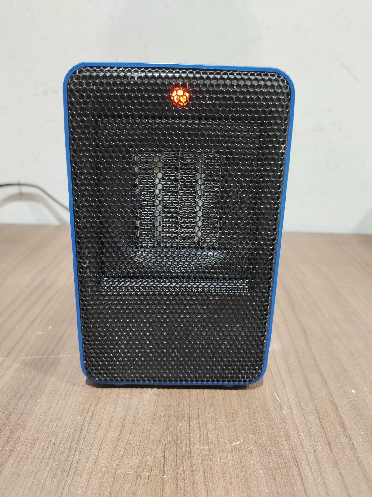 Comfort Zone Personal Ceramic Heater Mini Personal - CZ410BLCN