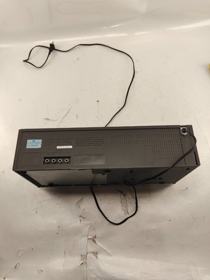 Hitachi - Model D-E25 Stereo Cassette Tape Deck Audio Stereo