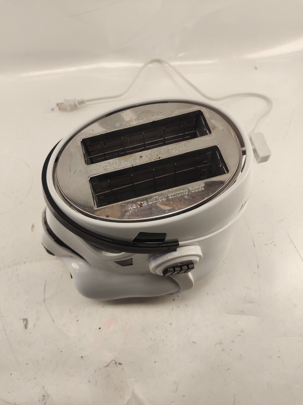 Star Wars Toaster, Star Wars Stormtrooper Helmet Toast On The Dark Side