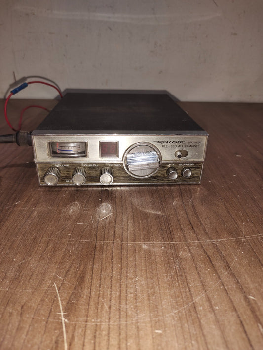 VINTAGE REALISTIC CB TRANSCEIVER RADIO TRC-424