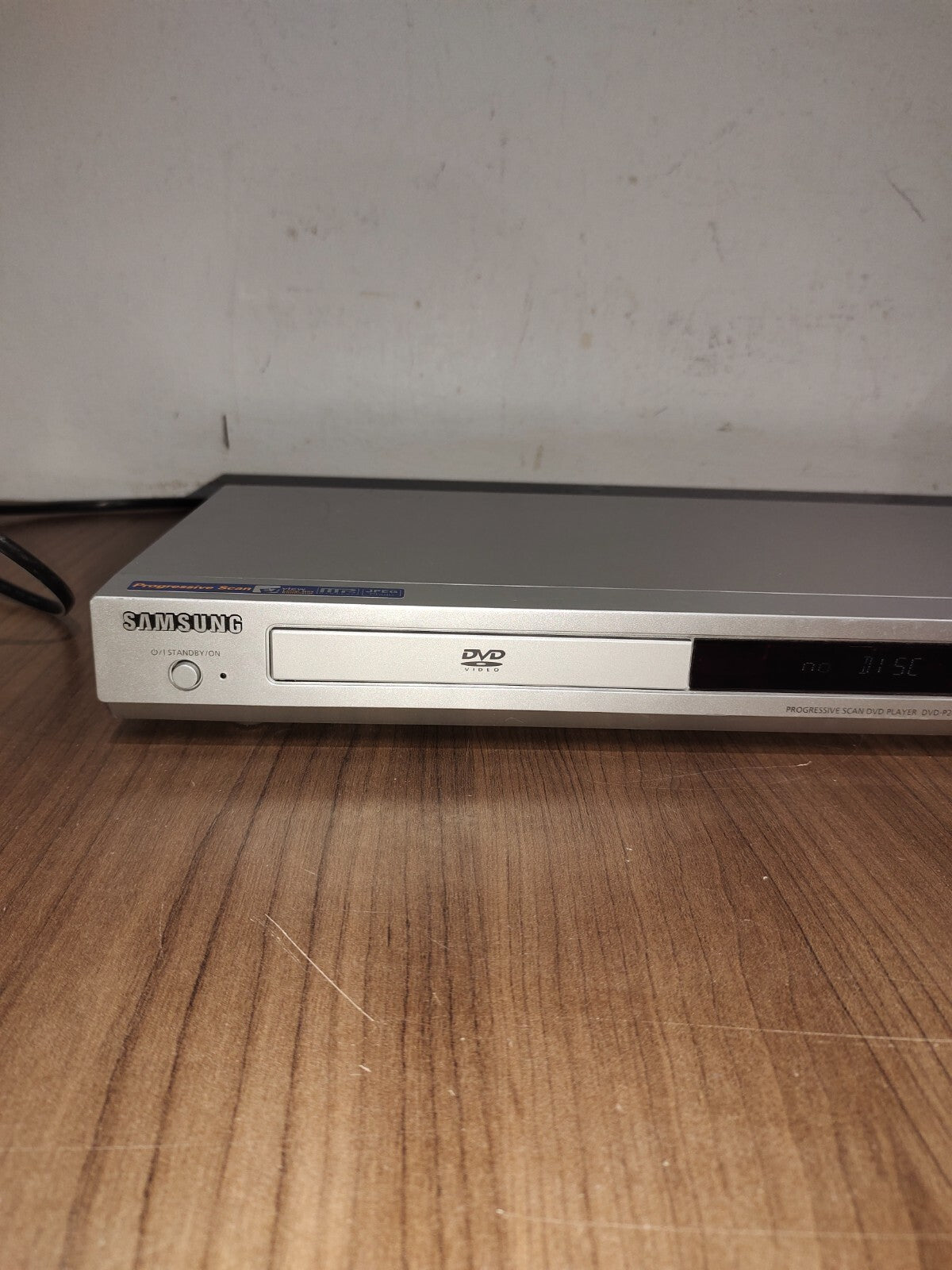 Samsung DVD-P242 Progressive Scan DVD Player