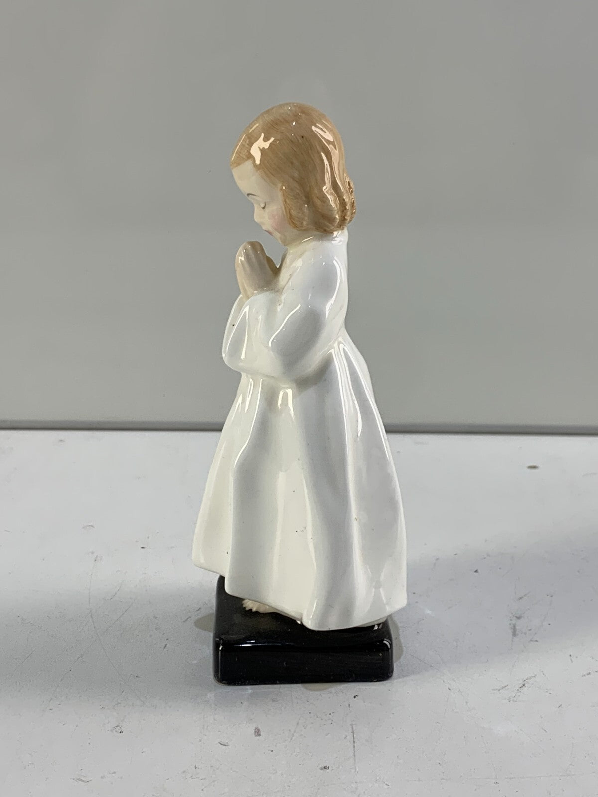 Vintage Royal Doulton Bedtime Girl Figurine Praying 1978 Bone China