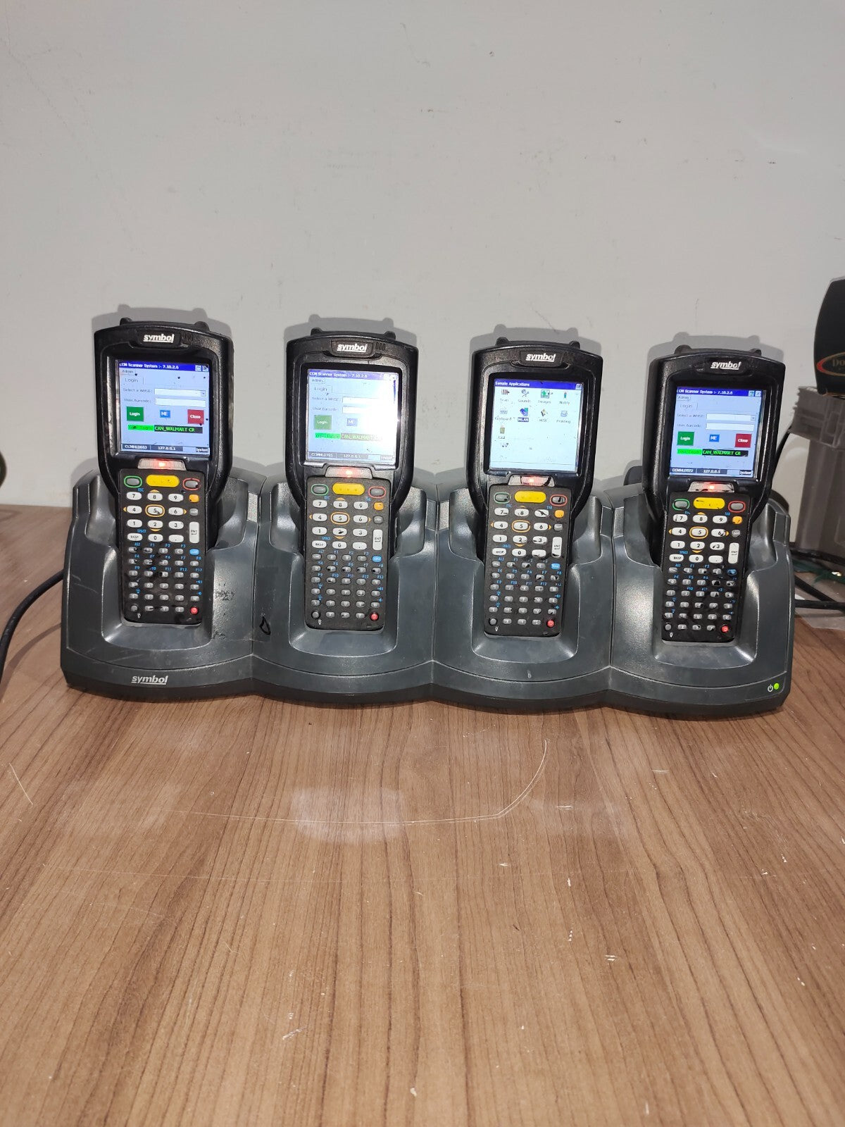 Symbol CHS3000-4000C Charging Dock & MC32N0 Barcode Scanner (4 Scanner Guns) - 4