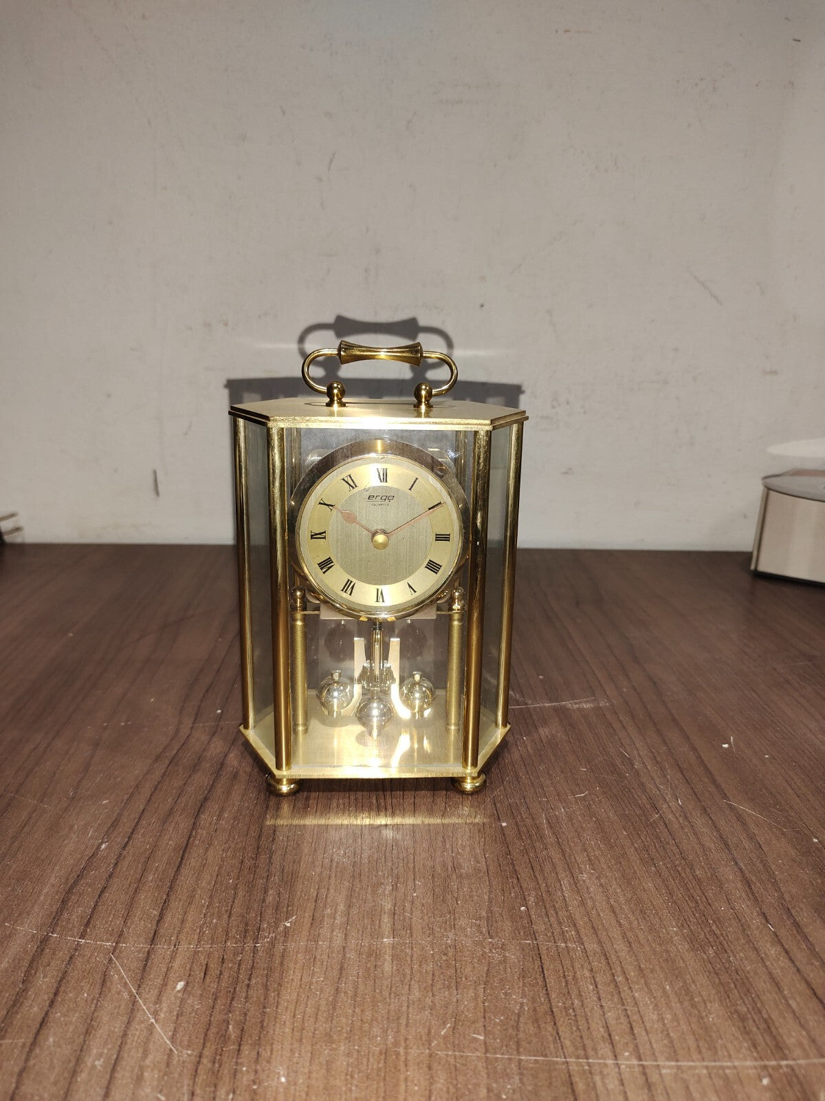 VINTAGE VERICHRON Quartz W 993 Table/Mantle Clock