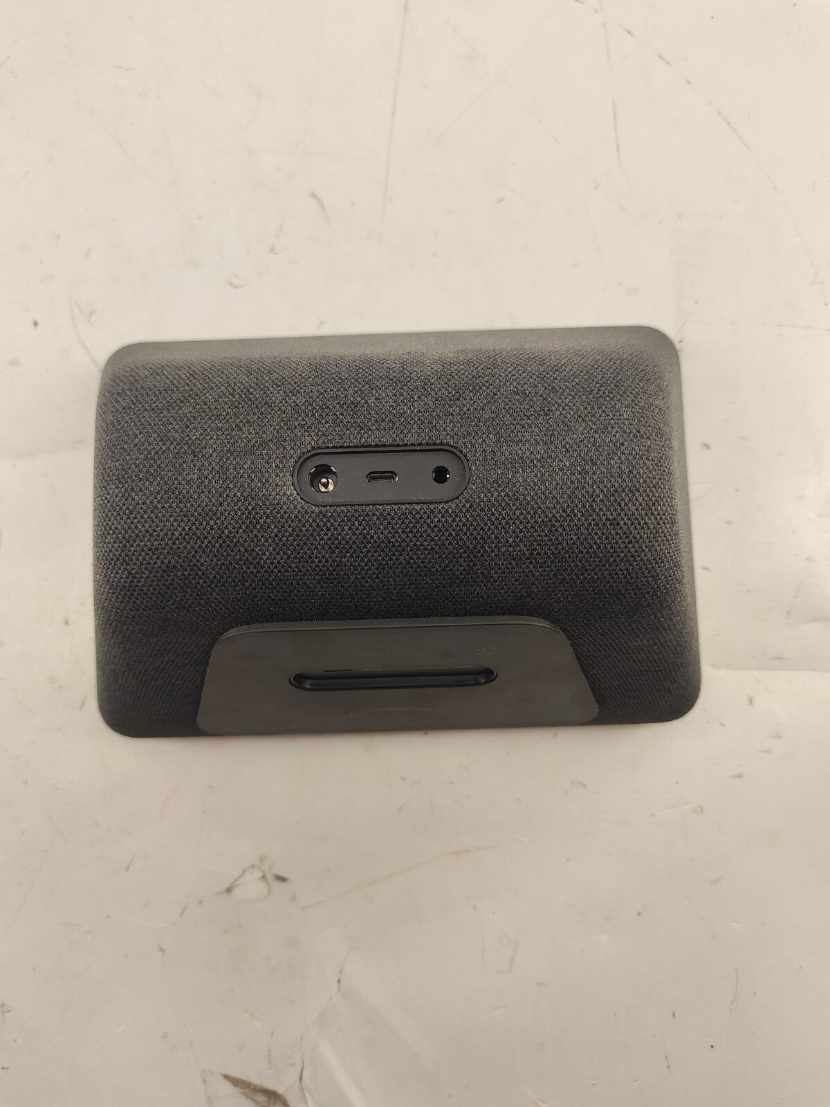 Amazon C7H6N3 Wired 1st Generation Bluetooth LCD Screen Portable Smart Speaker